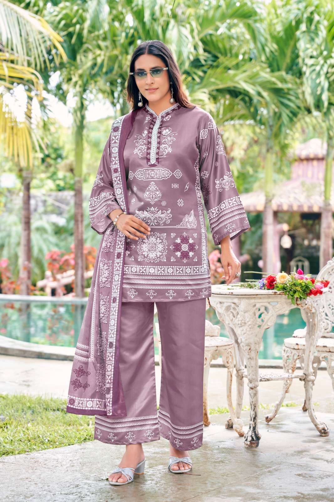 W 2169 COLOR SERIES PREMIUM IMPORTED SATIN 3 PIECE SUIT FANCY WHOLESALER TEXTILE
